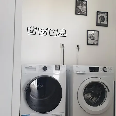 펜션 La Riviera - Site Du Futuroscope - 3 *