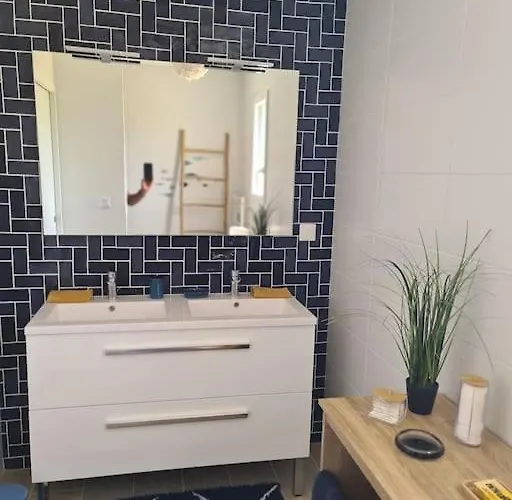 Сasa de vacaciones La Riviera - Site Du Futuroscope - 3